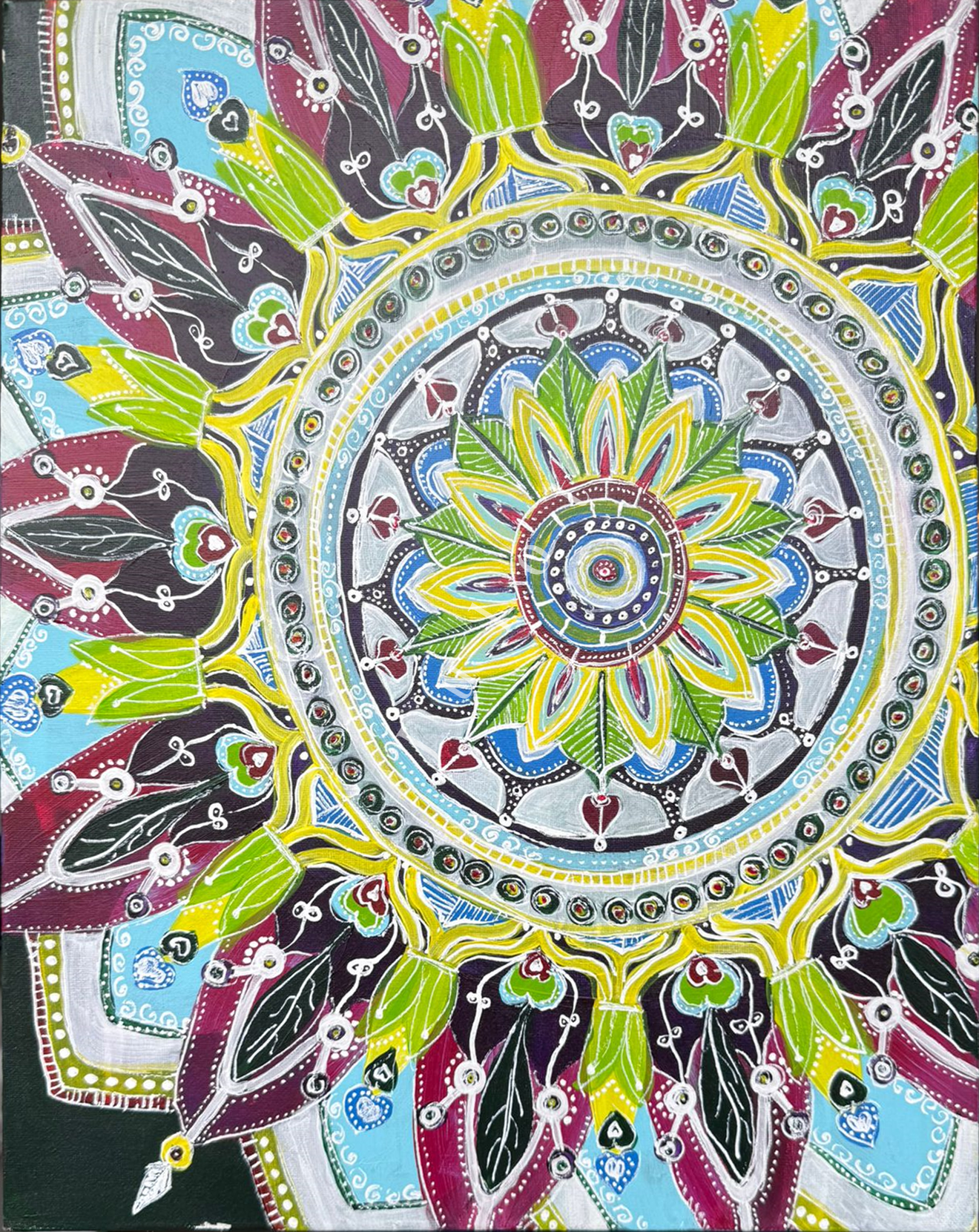 Tussen licht en lijn Kleurvolle mandala met bloemen- en bladvormen in levendige kleuren.