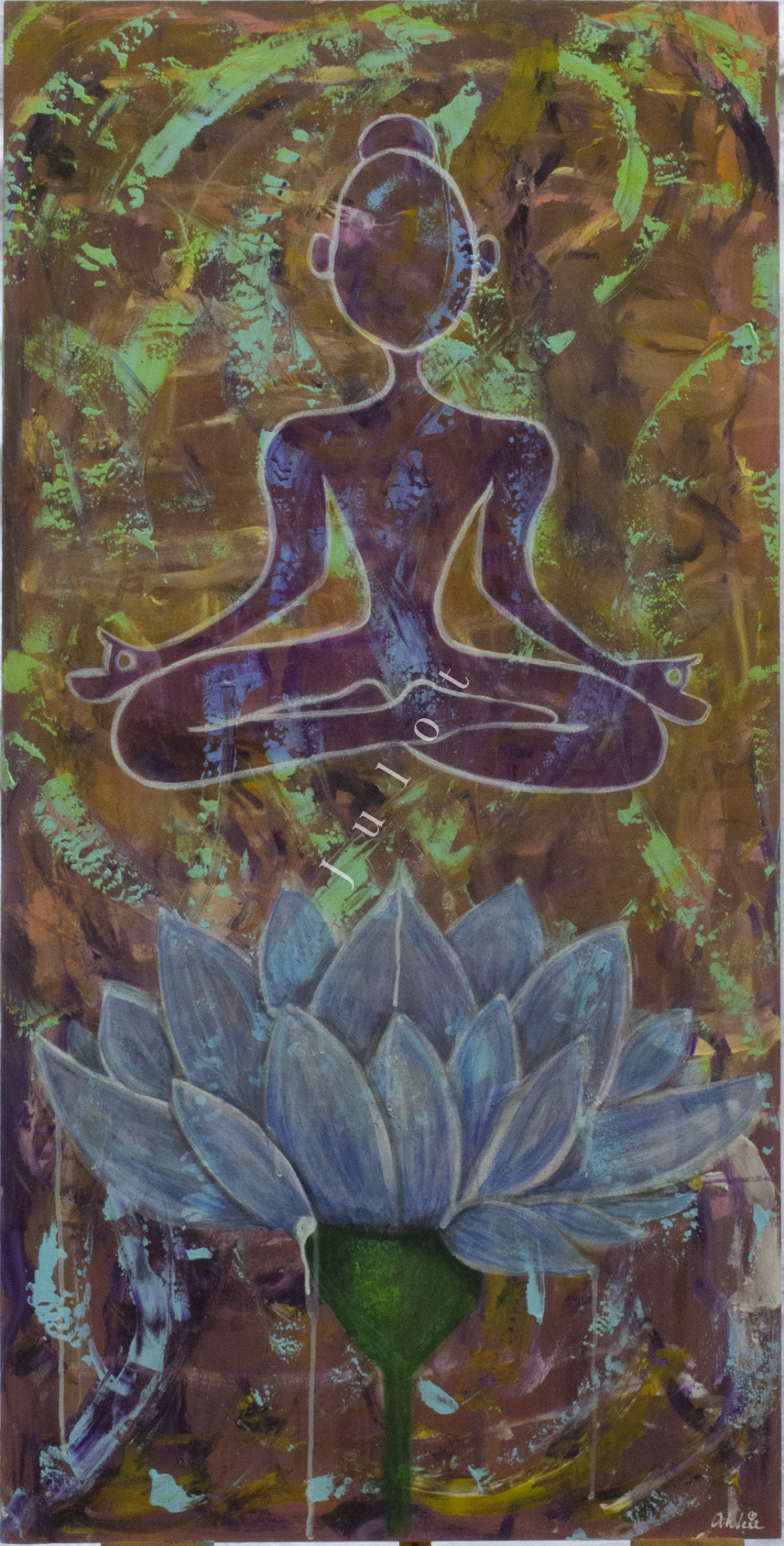 Blauwe lotus Mediterende figuur boven een blauwe lotus op een kleurrachte achtergrond.