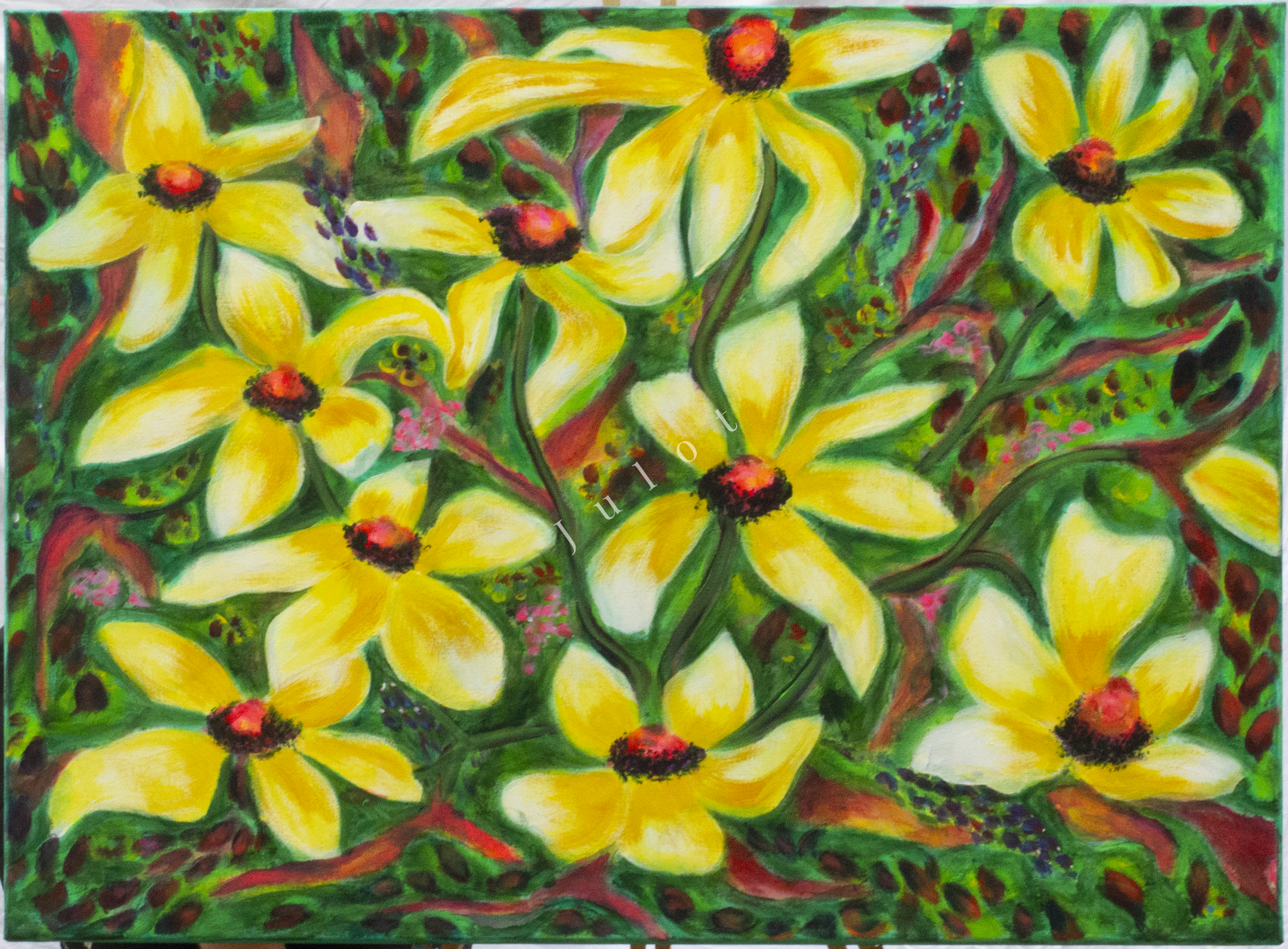 Heldere gele bloemen met groene bladeren tegen een kleurrijke achtergrond.