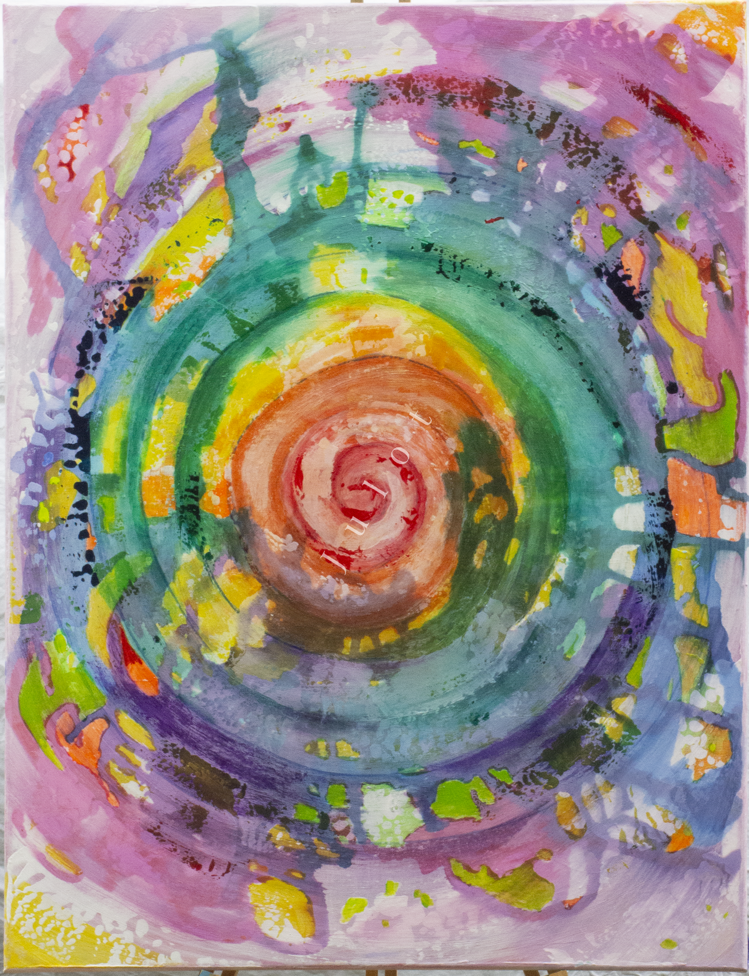 Spiraalmandala Abstracte mandala met kleurrijke spiralen en golven in paars, groen, geel en oranje.