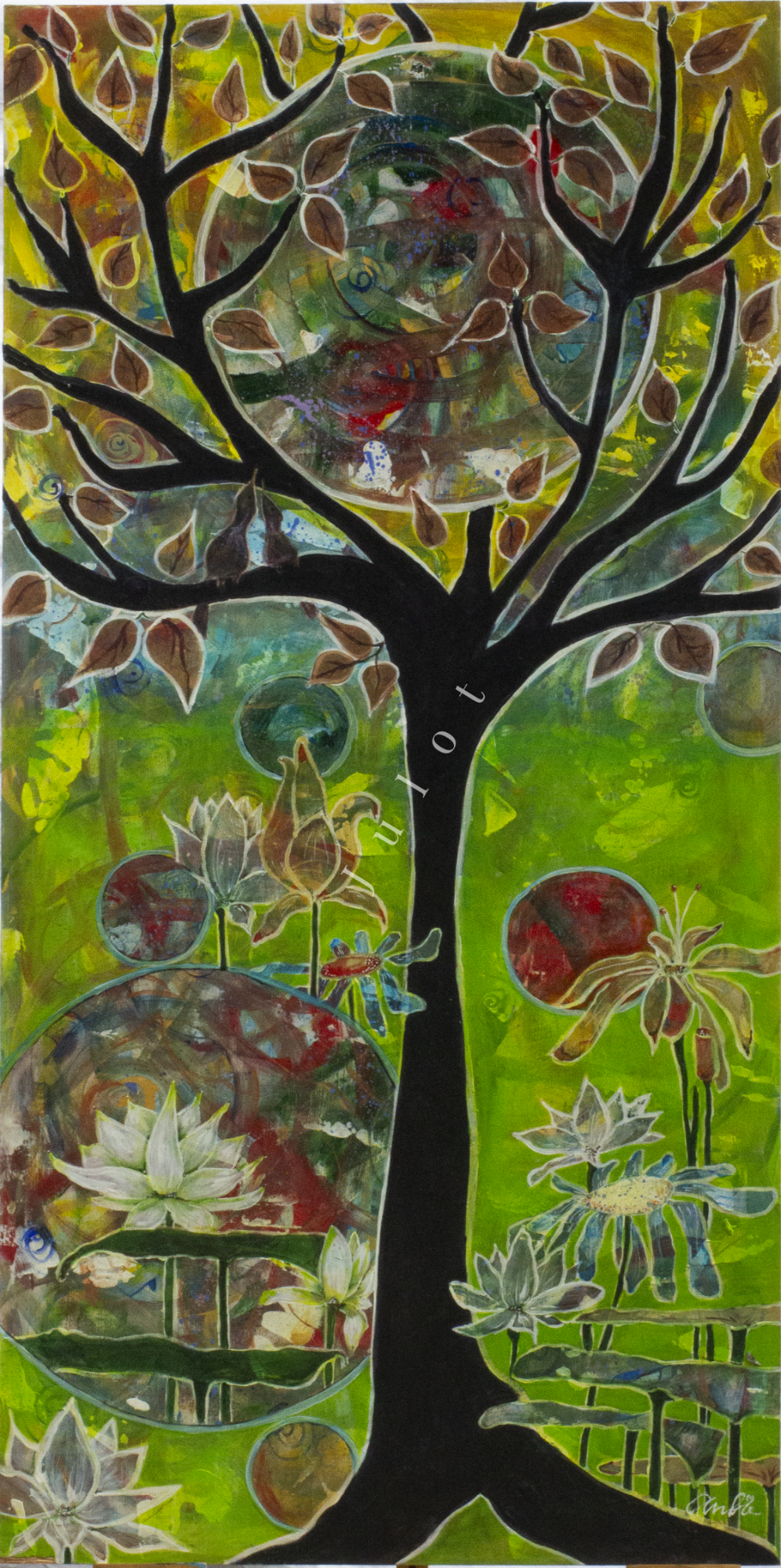 Levensboom Kleurrijke abstracte boom met bloemen en bladeren op een levendige achtergrond.